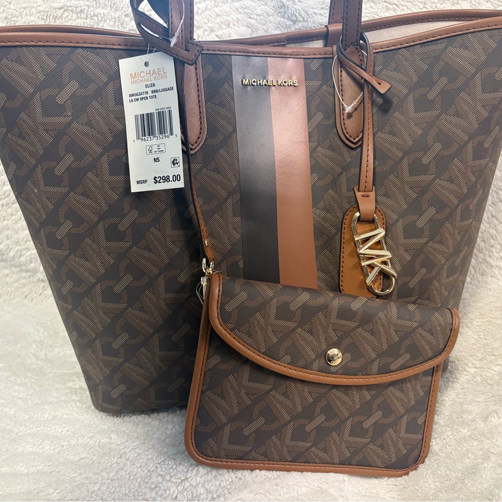 Michael Kors Brown and Tan Tote 2 extra PCs NWT